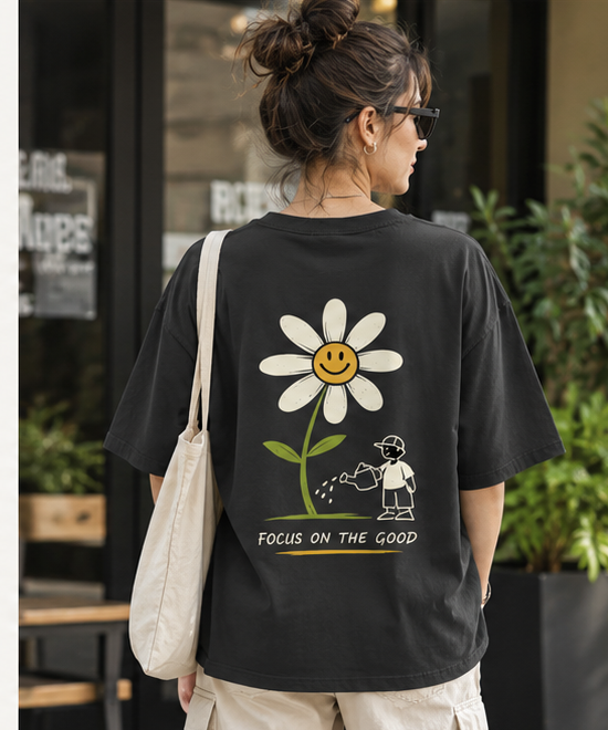 Focus on the Good Daisy Oversized Tee | Back Print & Pocket Graphic Unisex T-Shirt